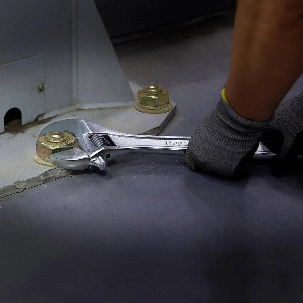 Husky 18 In. Adjustable Wrench 2 Husky 18 In. Adjustable Wrench - Image 2