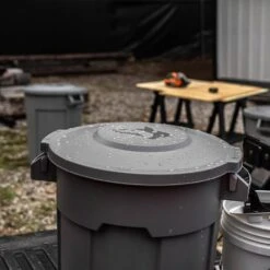 Husky 20 Gal. Grey Heavy Duty Commercial Outdoor Trash Can With Domed Lid -Husky Shop husky commercial trash cans 999 2520 1f 1000