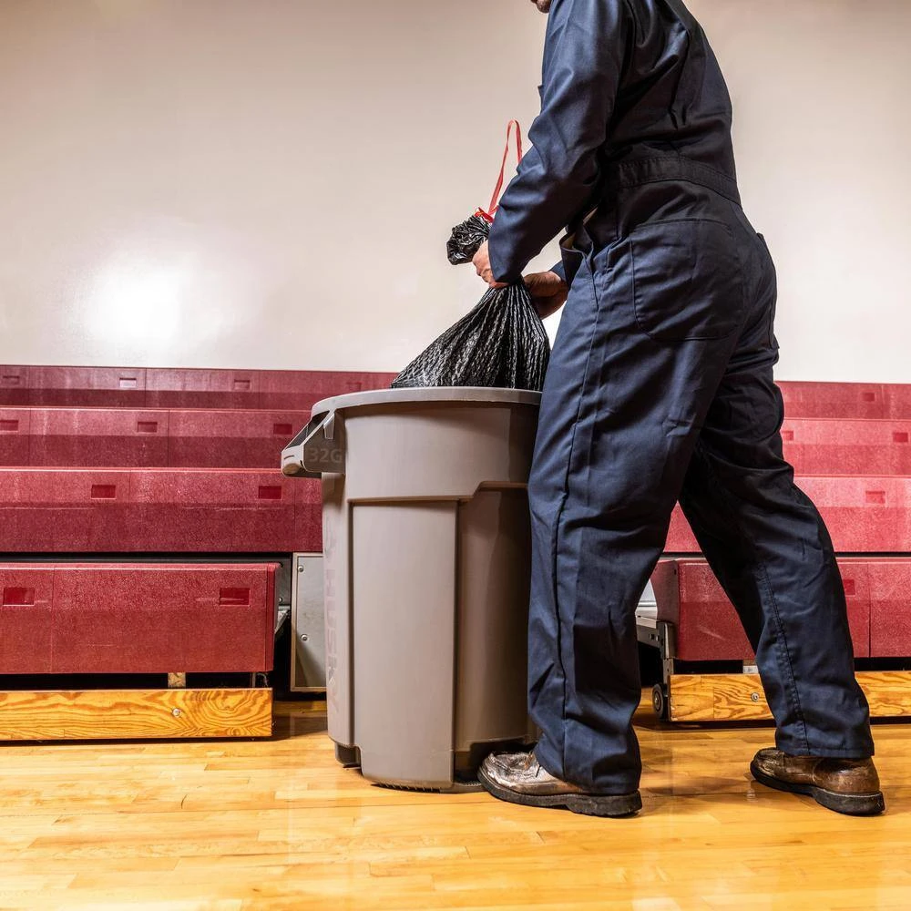 Husky 32 Gal. Grey Heavy Duty Commercial Outdoor Trash Can With Domed Lid (2-Pack) 10 Husky 32 Gal. Grey Heavy Duty Commercial Outdoor Trash Can With Domed Lid (2-Pack) - Image 10