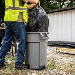 Husky 32 Gal. Grey Heavy Duty Commercial Outdoor Trash Can With Domed Lid 18 Husky 32 Gal. Grey Heavy Duty Commercial Outdoor Trash Can With Domed Lid -Husky Shop husky commercial trash cans 999 2532 4f 1000