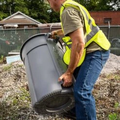 Husky 44 Gal. Grey Heavy Duty Commercial Outdoor Trash Can With Domed Lid -Husky Shop husky commercial trash cans 999 2544 66 1000