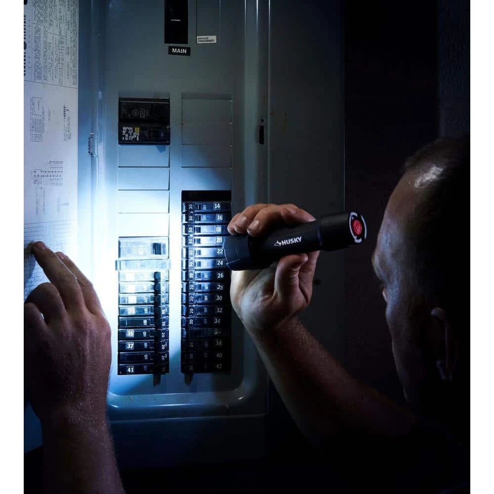 Husky 500 Lumens Tough Stainless Steel Core Multi-Setting LED Flashlight, Impact And Water Resistant With Batteries 10 Husky 500 Lumens Tough Stainless Steel Core Multi-Setting LED Flashlight, Impact And Water Resistant With Batteries - Image 10