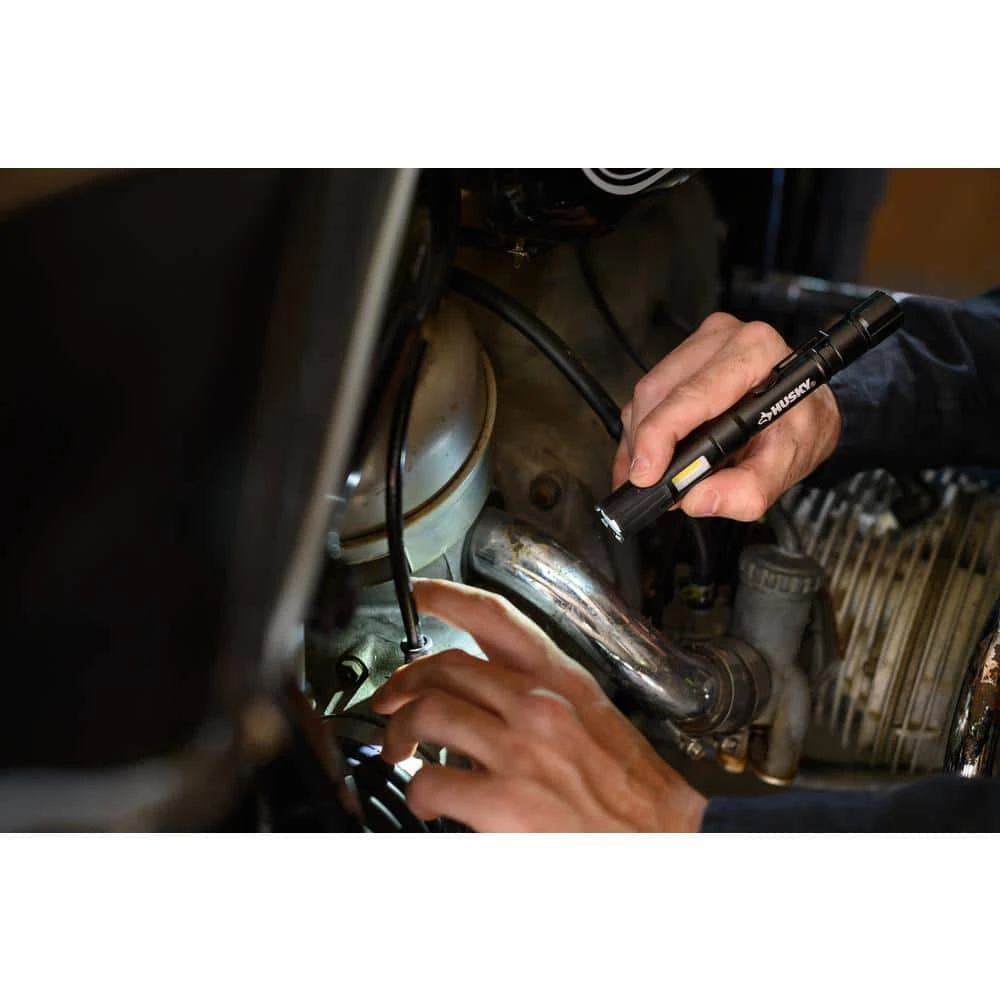 Husky 100 Lumen LED Aluminum Penlight With Side Flashlight, Impact And Water Resistant, High/Low With Batteries 2 Husky 100 Lumen LED Aluminum Penlight With Side Flashlight, Impact And Water Resistant, High/Low With Batteries - Image 2