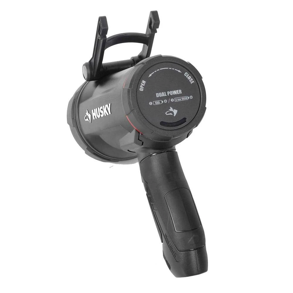 Husky 1500 Lumens Dual Power Rechargeable Handheld Spotlight 4 Husky 1500 Lumens Dual Power Rechargeable Handheld Spotlight - Image 4
