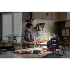 Husky 6,000 Lumen Hybrid LED Work Light With Rechargeable Battery -Husky Shop husky jobsite lighting 7903802012 fa 1000