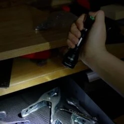 Husky 500-Lumens Dual Power Focusing Aluminum Flashlight -Husky Shop husky pen lights 91309 31 1000