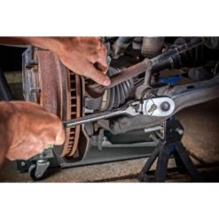 Husky 1/2 In. Drive 100-Position Chrome Locking Flex-Head Ratchet -Husky Shop husky ratchets h100c12flratn 31 1000