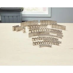 Husky 1/4 In., 3/8 In. And 1/2 In. Drive Socket Set (200-Piece) 18 Husky 1/4 In., 3/8 In. And 1/2 In. Drive Socket Set (200-Piece) -Husky Shop husky socket sets h200mss 4f 1000