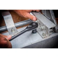 Husky 3/8 In. Drive 19 Mm Knurl Grip Universal Socket -Husky Shop husky sockets h1003d19mm 31 1000