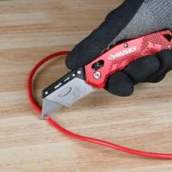 Husky Rapid Lock Utility Knife W/Aluminum And 10 Blades -Husky Shop husky utility knives 00054 1f 1000