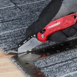 Husky Rapid Lock Utility Knife W/Aluminum And 10 Blades -Husky Shop husky utility knives 00054 31 1000