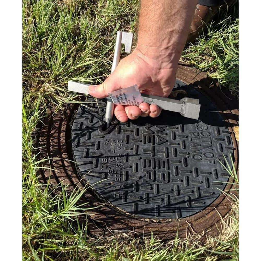 Husky 4-in-1 Combination Water Meter Valve Tool, 10.4 In. Length 2 Husky 4-in-1 Combination Water Meter Valve Tool, 10.4 In. Length - Image 2